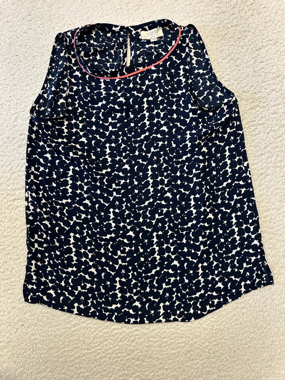 NWT* Loft Womens Sleeveless Blouse Top Small Petite